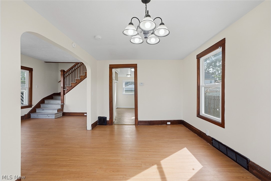 18206 Harland Avenue Cleveland OH 44119