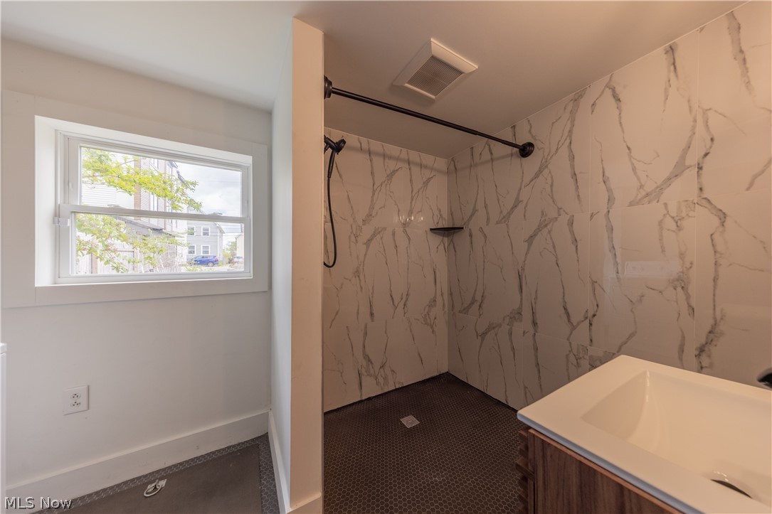 2499 Professor Avenue Cleveland OH 44113