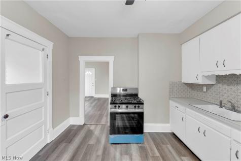 20101 Tracy Avenue Euclid OH 44123