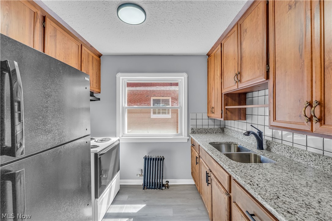 6150 Ridge Road Parma OH 44129