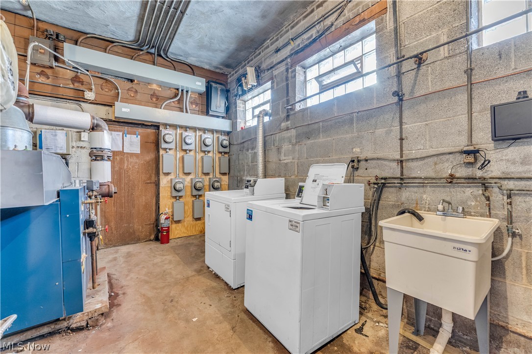 6150 Ridge Road Parma OH 44129