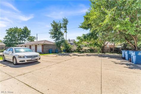 6150 Ridge Road Parma OH 44129