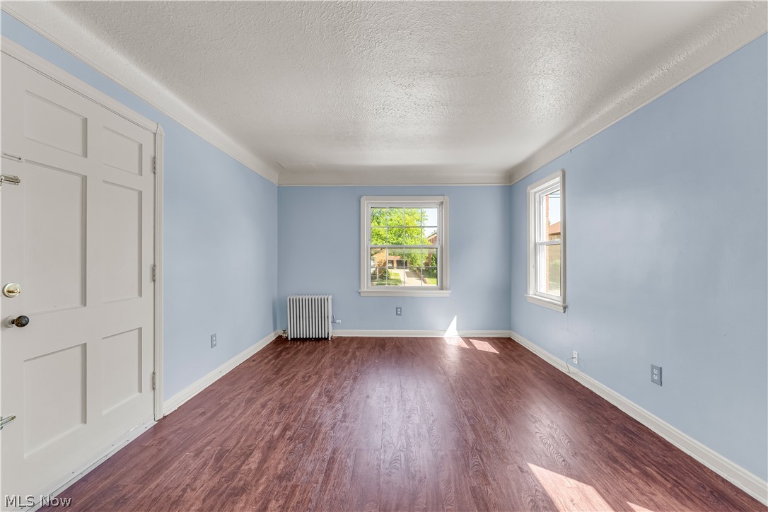 6150 Ridge Road Parma OH 44129