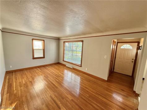 19520 Maple Heights Boulevard Maple Heights OH 44137