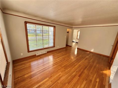 19520 Maple Heights Boulevard Maple Heights OH 44137