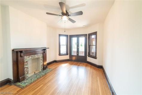 2215 W 14 Street Cleveland OH 44113
