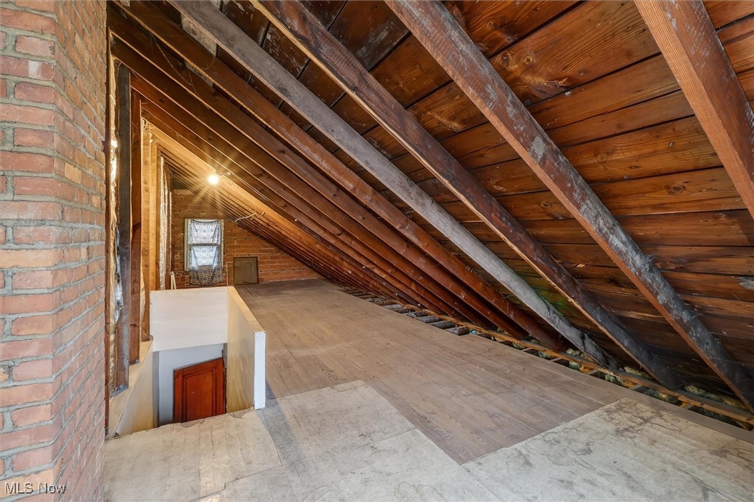 8204 Bancroft Avenue Cleveland OH 44105