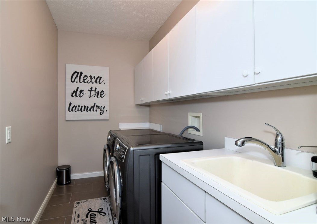 355 Hollyhock Court Mayfield Heights OH 44124