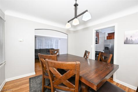3699 Bainbridge Road Cleveland Heights OH 44118