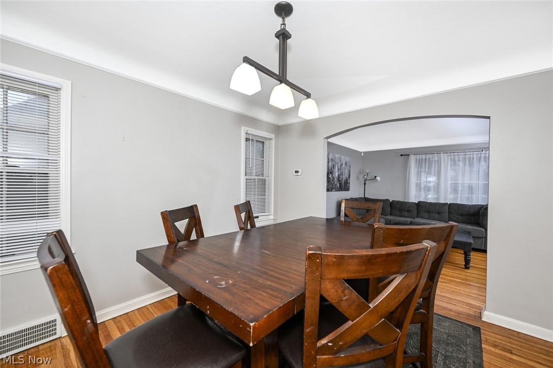 3699 Bainbridge Road Cleveland Heights OH 44118