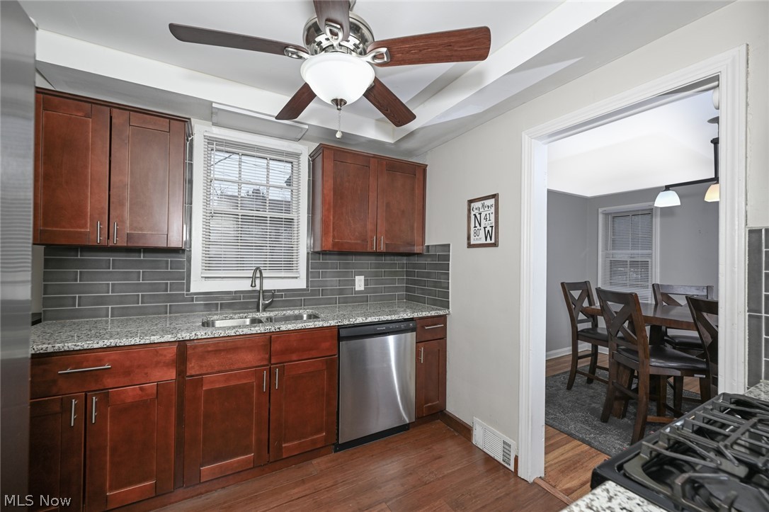 3699 Bainbridge Road Cleveland Heights OH 44118