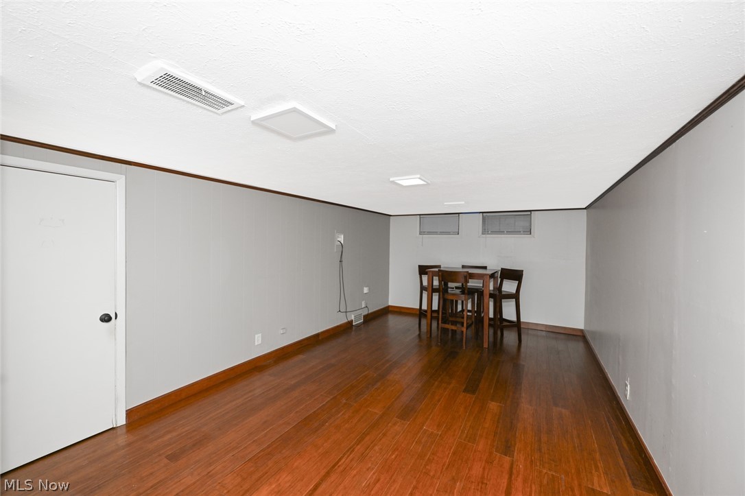 3699 Bainbridge Road Cleveland Heights OH 44118