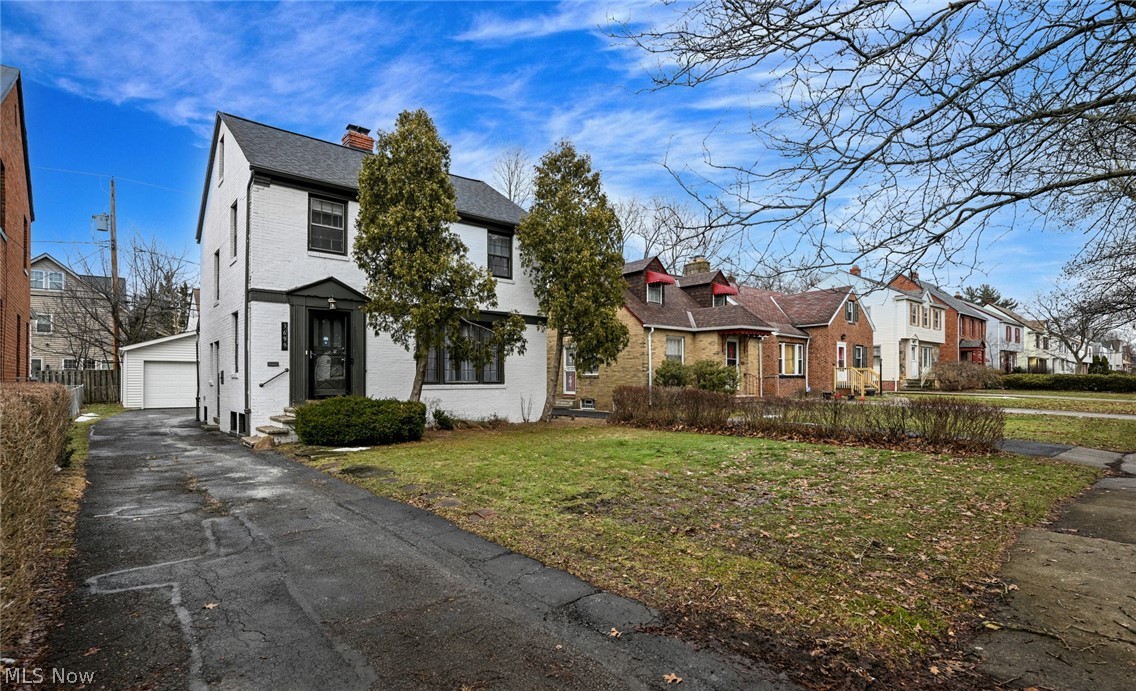 3699 Bainbridge Road Cleveland Heights OH 44118