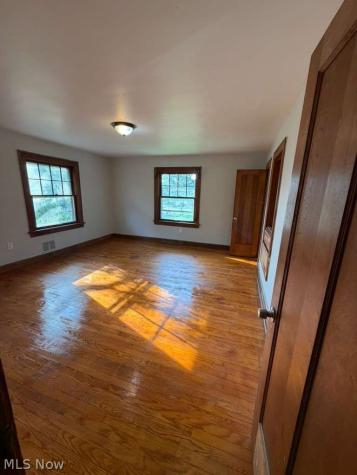 72 Harriman Avenue Bedford OH 44146