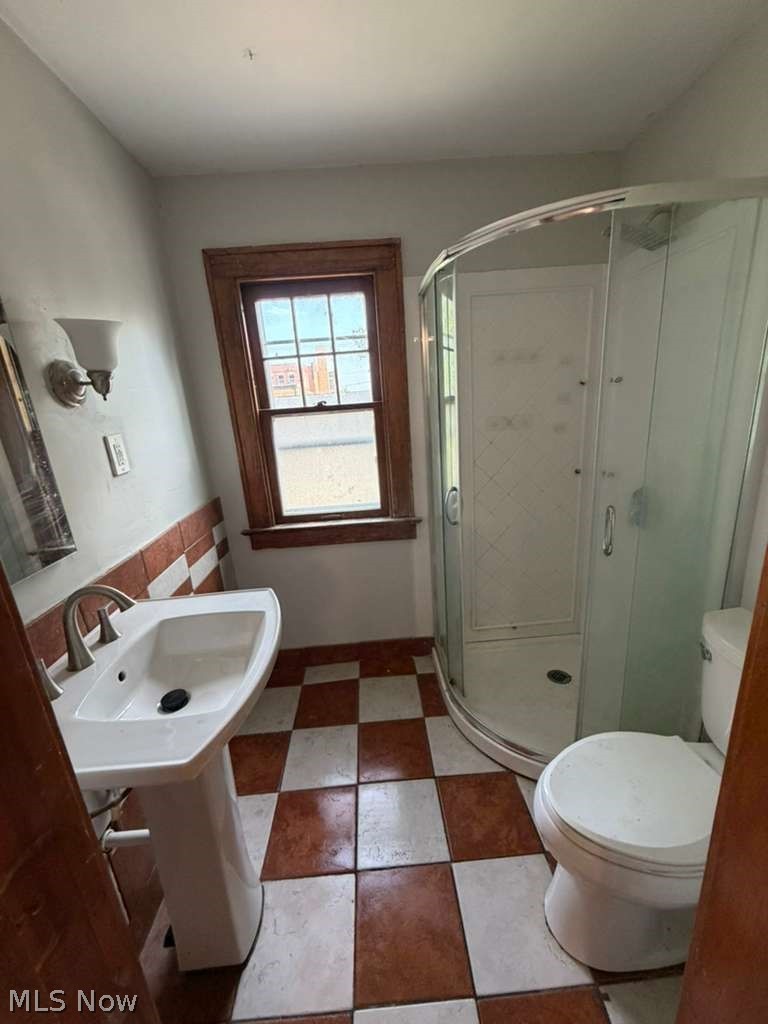 72 Harriman Avenue Bedford OH 44146