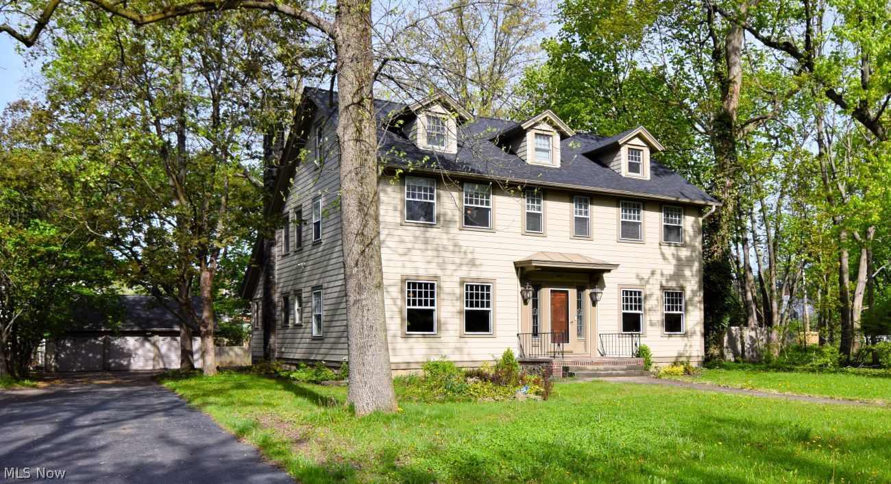 2868 Lee Road Shaker Heights OH 44120