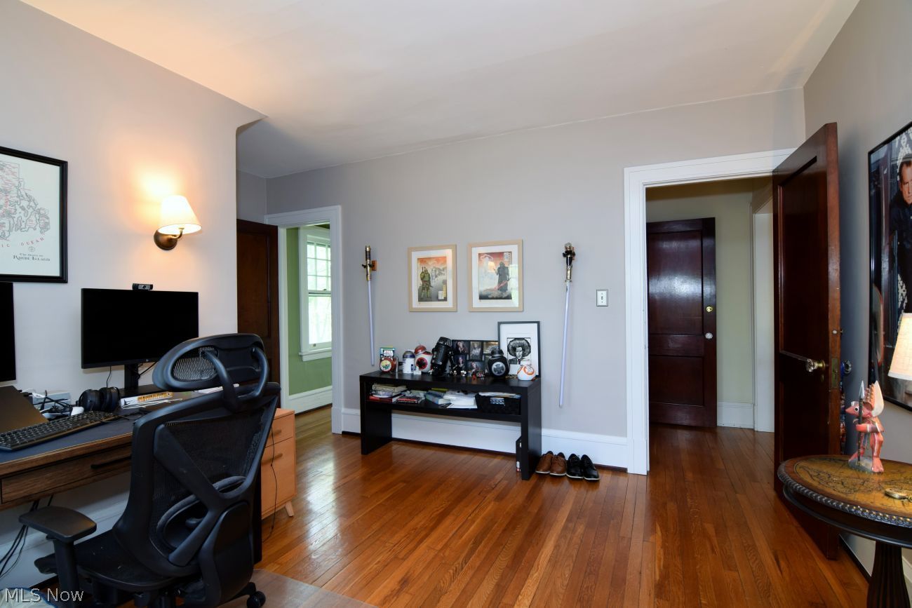 2868 Lee Road Shaker Heights OH 44120