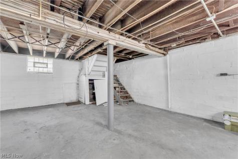 3554 E 113th Street Cleveland OH 44105