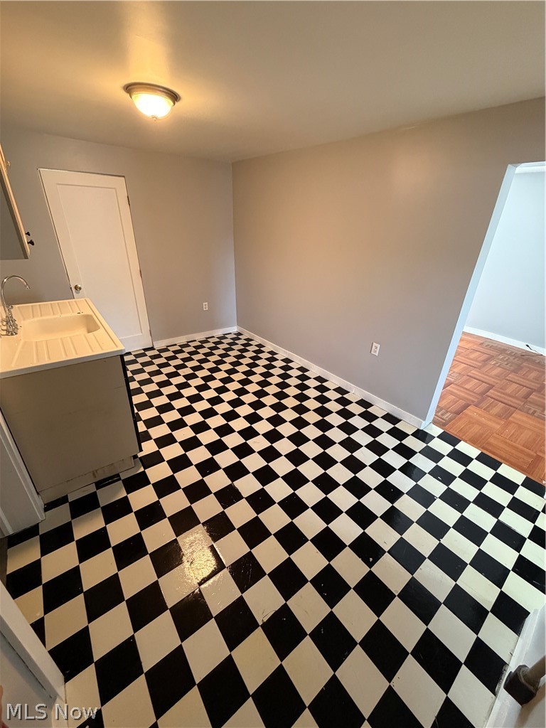 68 W Main Street East Palestine OH 44413