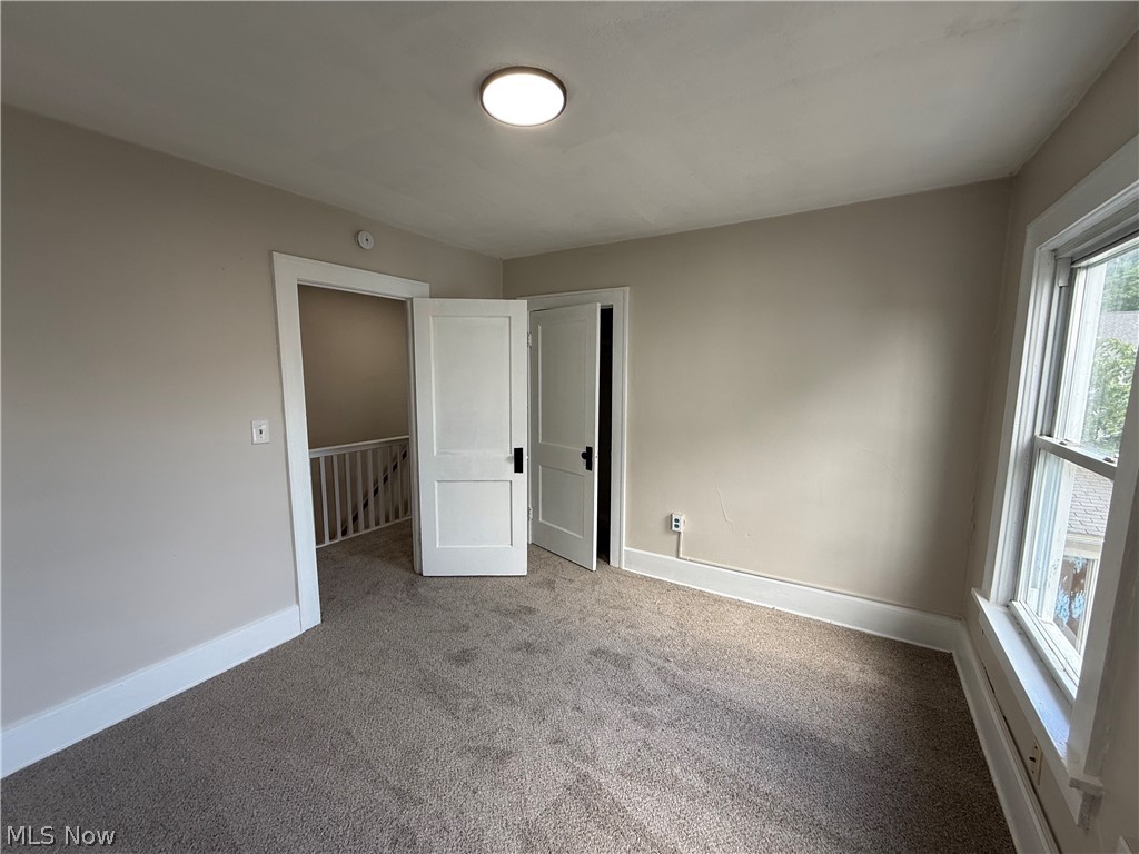 301-303 Roslyn Avenue NW Canton OH 44708