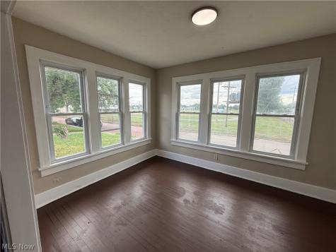 301-303 Roslyn Avenue NW Canton OH 44708