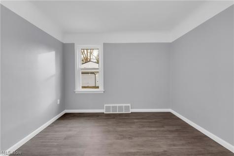 953 Whitby Road Cleveland Heights OH 44112