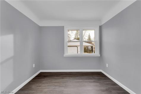 953 Whitby Road Cleveland Heights OH 44112
