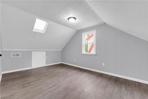 953 Whitby Road Cleveland Heights OH 44112