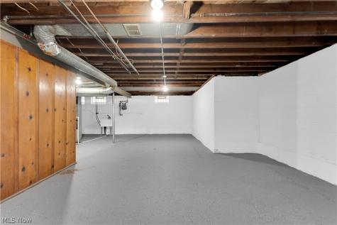 953 Whitby Road Cleveland Heights OH 44112