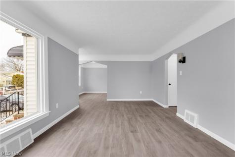 953 Whitby Road Cleveland Heights OH 44112