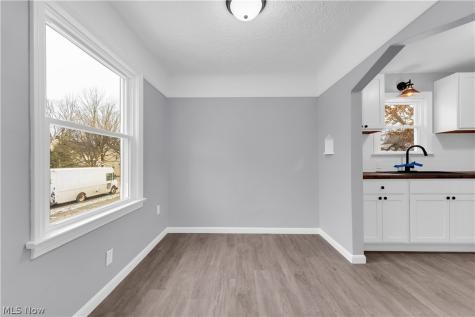 953 Whitby Road Cleveland Heights OH 44112