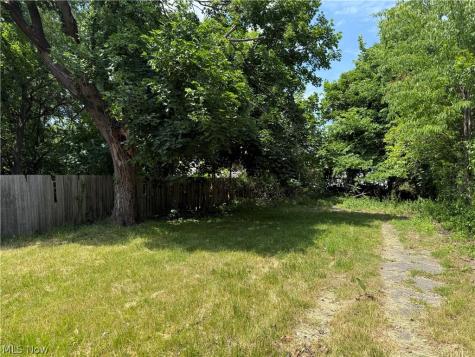 10817 Orville Avenue Cleveland OH 44106