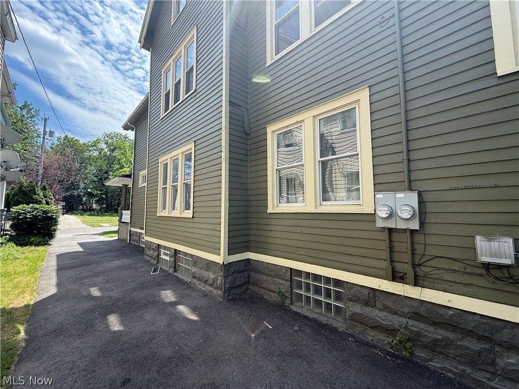 10817 Orville Avenue Cleveland OH 44106