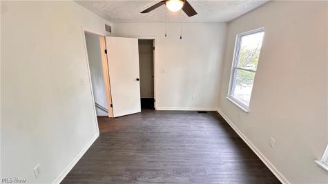571 E 115th Street Cleveland OH 44108