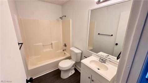 571 E 115th Street Cleveland OH 44108