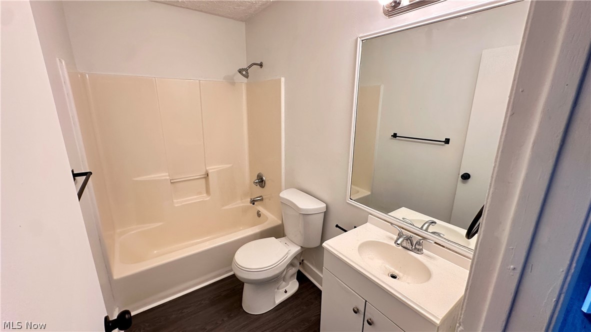 571 E 115th Street Cleveland OH 44108