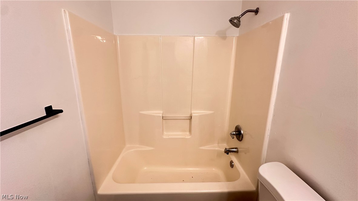 571 E 115th Street Cleveland OH 44108