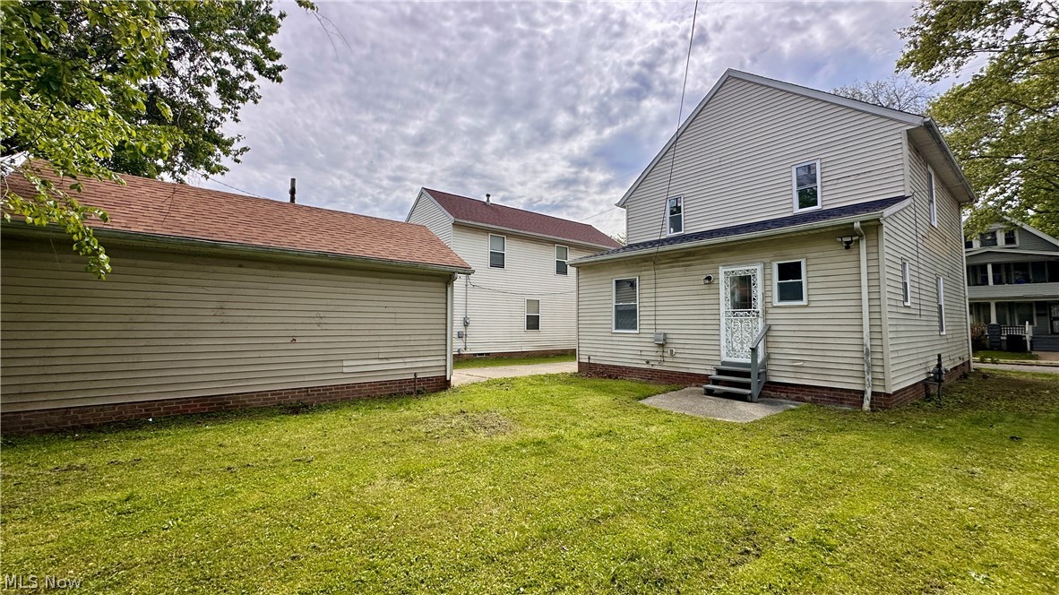 571 E 115th Street Cleveland OH 44108