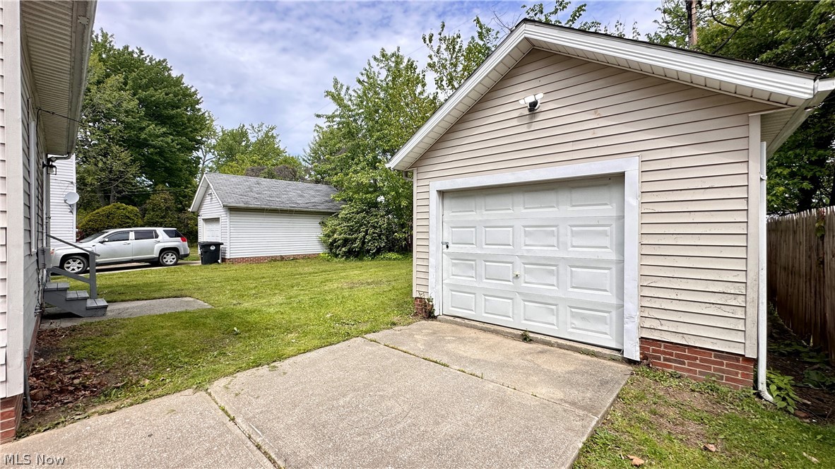 571 E 115th Street Cleveland OH 44108