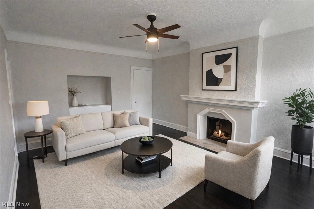 2374 Euclid Heights Boulevard Cleveland OH 44106