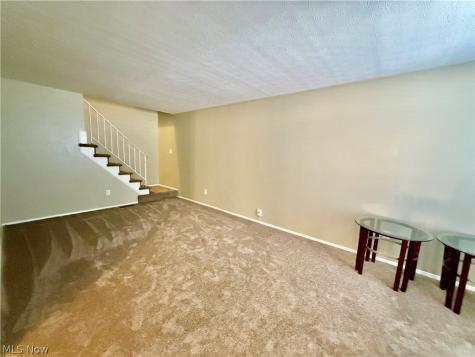 817 Tollis Parkway Broadview Heights OH 44147