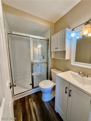 817 Tollis Parkway Broadview Heights OH 44147