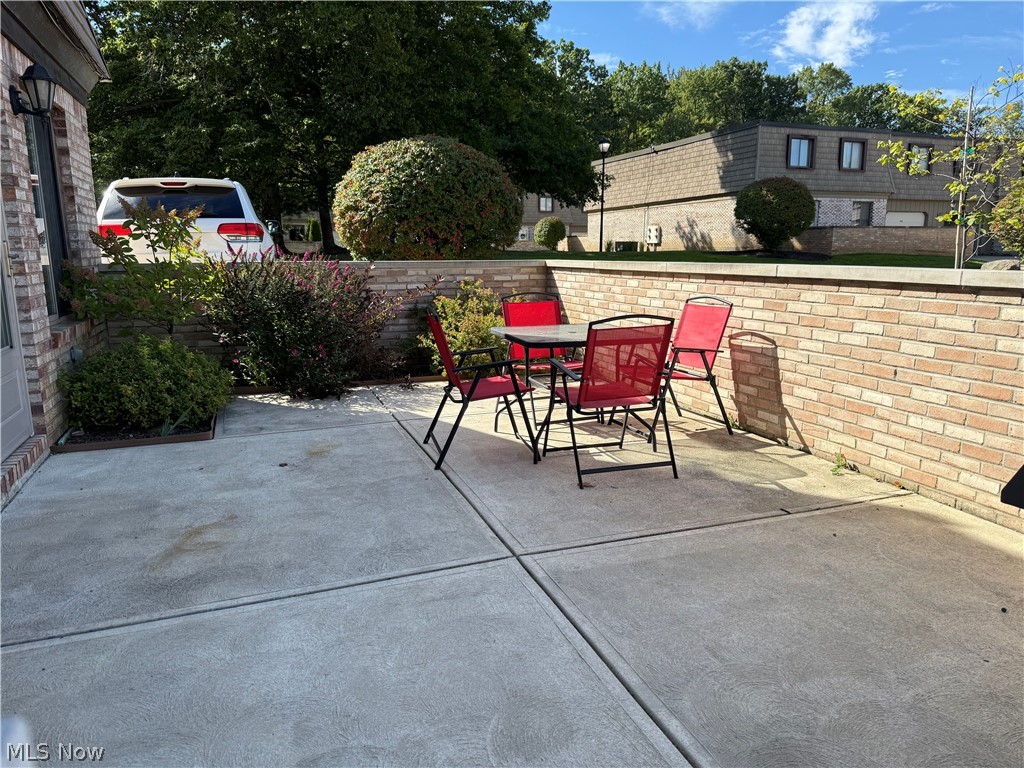 817 Tollis Parkway Broadview Heights OH 44147