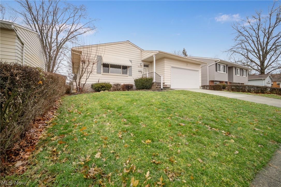 15067 Rochelle Drive Maple Heights OH 44137
