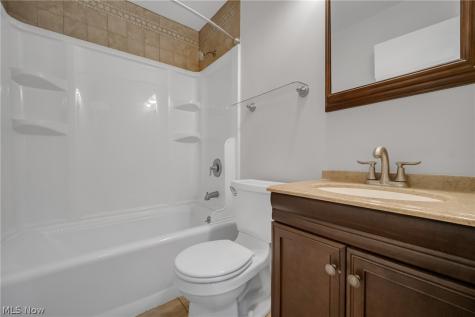 15067 Rochelle Drive Maple Heights OH 44137