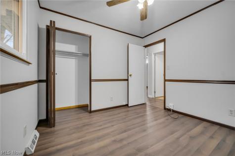 15067 Rochelle Drive Maple Heights OH 44137