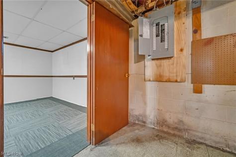 15067 Rochelle Drive Maple Heights OH 44137