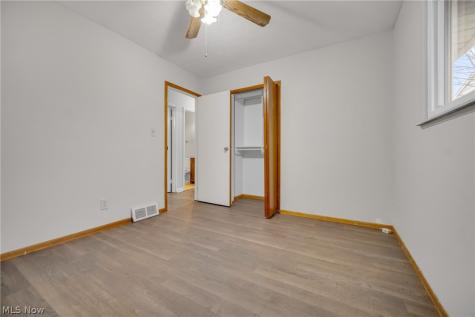 15067 Rochelle Drive Maple Heights OH 44137