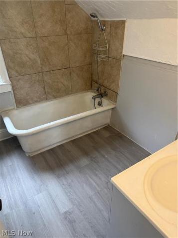 1366 Superior Avenue Akron OH 44307