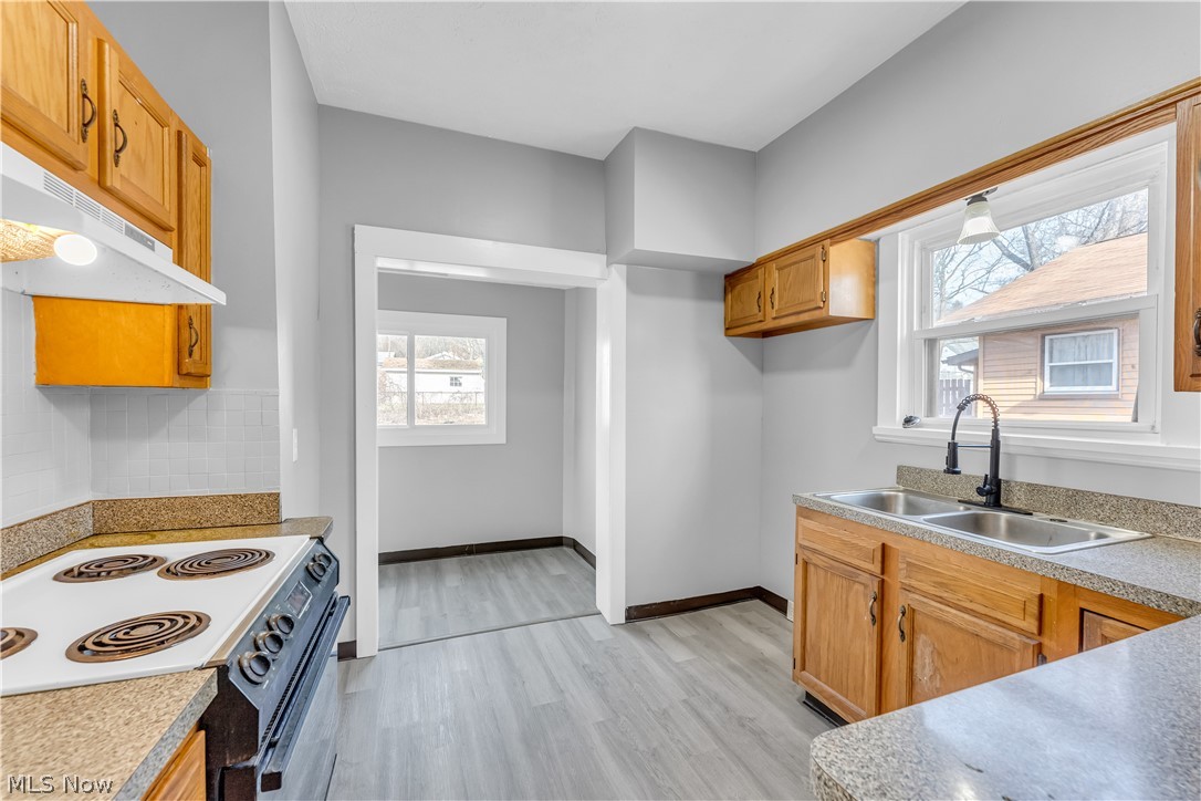 516 Whitney Avenue Akron OH 44306